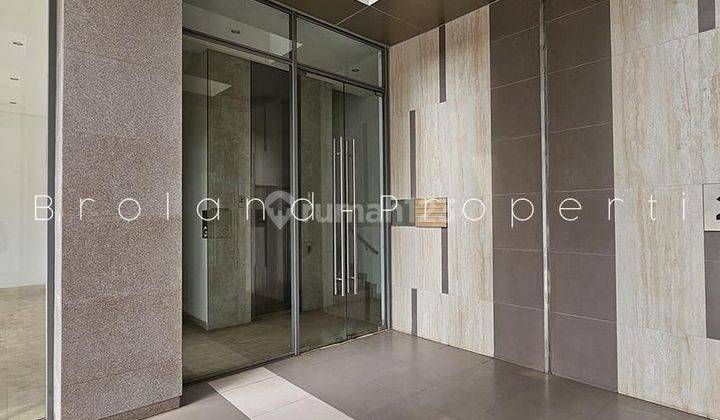 Business Loft Premium dgn Lift di North Point Navapark BSD 2