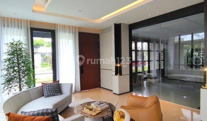 Rumah Hook Mewah Full Furnish dgn Lift dan Pool di Tresor BSD 2