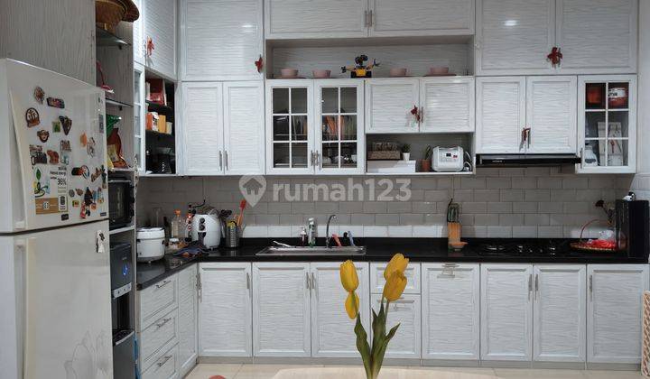 Rumah Rapi Murah 2lantai Di Patagonia De Latinos Bsd City 2