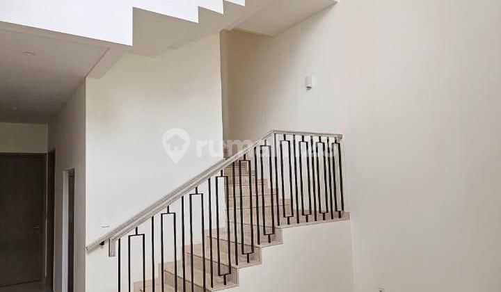 Rumah Mewah Hook Corner 3lantai Di Laurel Navapark Bsd City 30
