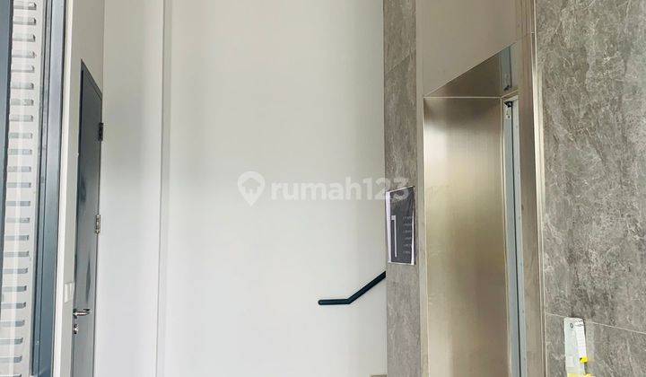 Business Loft Premium dgn Lift di North Point Navapark BSD 2