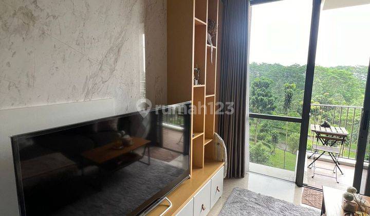 Apartemen Mewah Marigold 2br dgn Balkon di Navapark BSD City 1