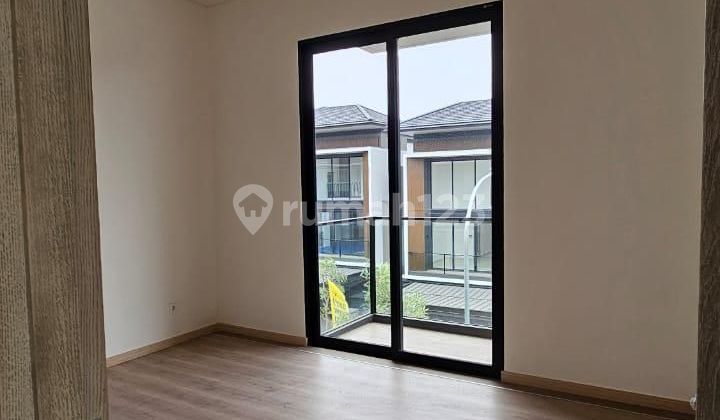 Rumah Mewah Hook Corner 3lantai Di Laurel Navapark Bsd City 35