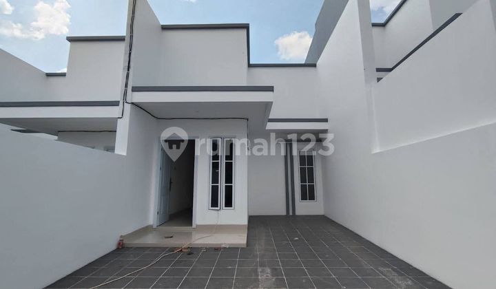 Rumah Baru Siap Huni. Rumah Bagus di Pamulang
