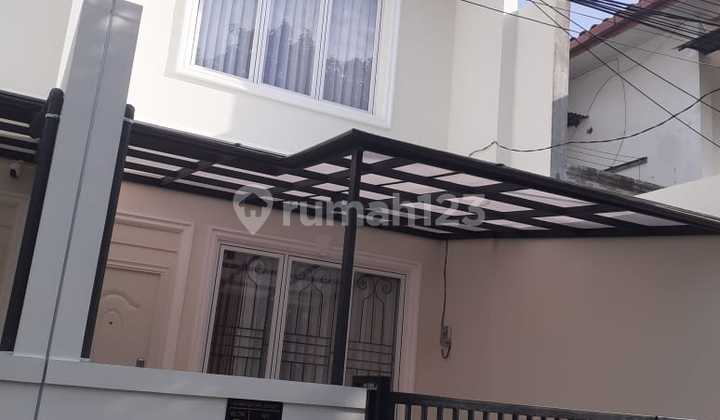Rumah Baru di Dalam Komplek Dki Jakarta