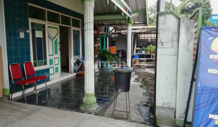 Rumah dan Tempat Usaha Dekat Kampus Area Gamping Sleman Rumah dan Tempat Usaha Dekat Kampus Area Gamping Sleman
