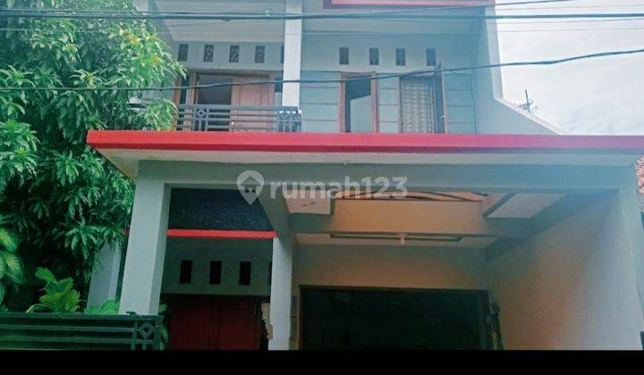 Dijual Rumah Cantik Jalan Pondasi Kelurahan Kayu Putih 1