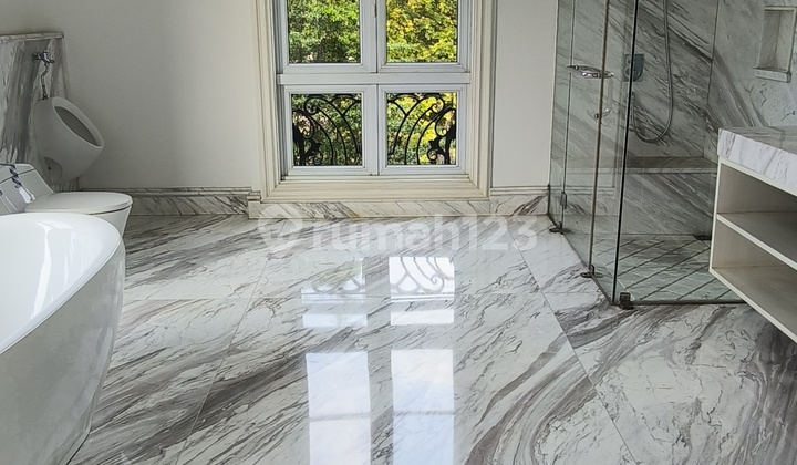 Tiara Cluster Luxury Homes in Gading Serpong Phase, Move-In Ready 2