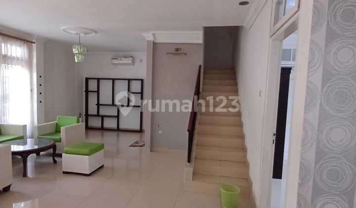 Dijual Rumah Depan Taman Di Kota Wisata Cibubur 2