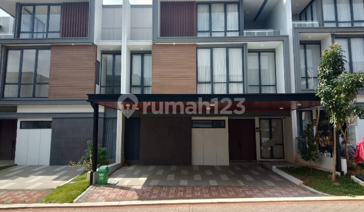 Dijual Rumah 3 Lantai di Atherton Kota Wisata Cibubur Dijual Rumah 3 Lantai di Atherton Kota Wisata Cibubur