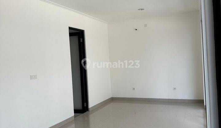 Dijual Murah Rumah 2 Lantai Pik 2 Milenial 2