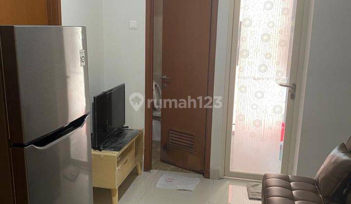 Apartemen Green Park View 2 BR Furnished View Pool 1