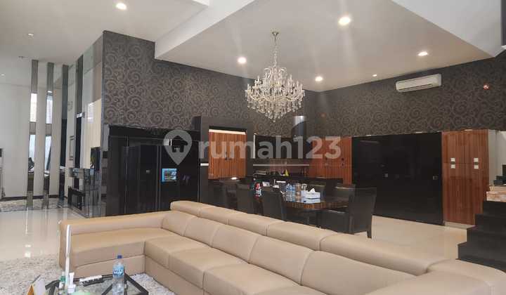 Rumah Mewah Uk 16x35 M2 Di Katamaran Permai Pik, Jakarta Utara 2
