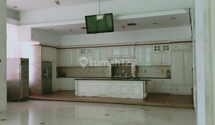 Gedung Kantor Di Radio Dalam, Jakarta Selatan 2