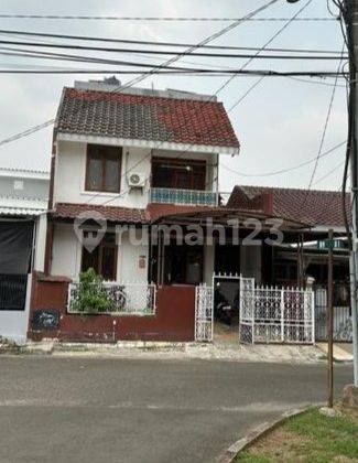 Dijual Rumah Regensi Melati Mas 2 Lantai Bagus SHM 2