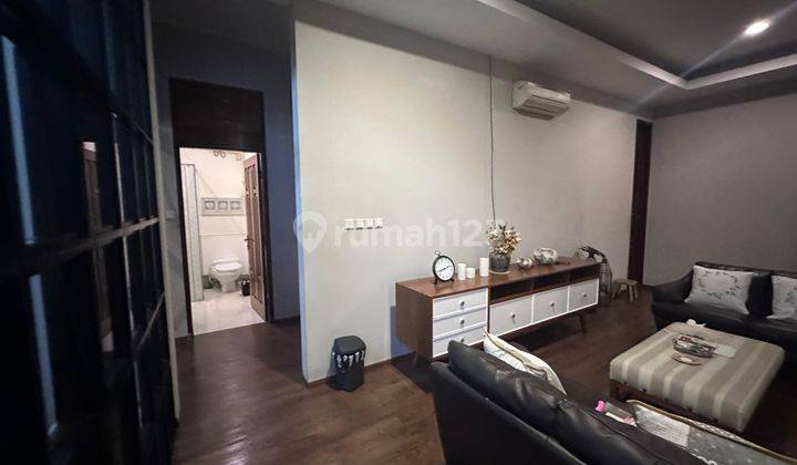 Disewakan Rumah 2 Lantai Furnished di Pluit Kencana 1