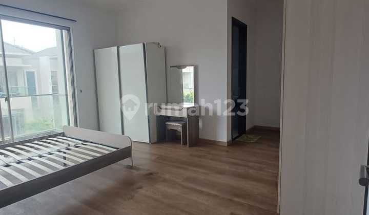 Disewakan Rumah Golf Island Uk 8x20 Semi Furnish Bagus 2