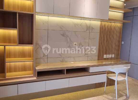 Apartemen Gold Coast 3 BR Luas 113 M2 Furnished Pik 2