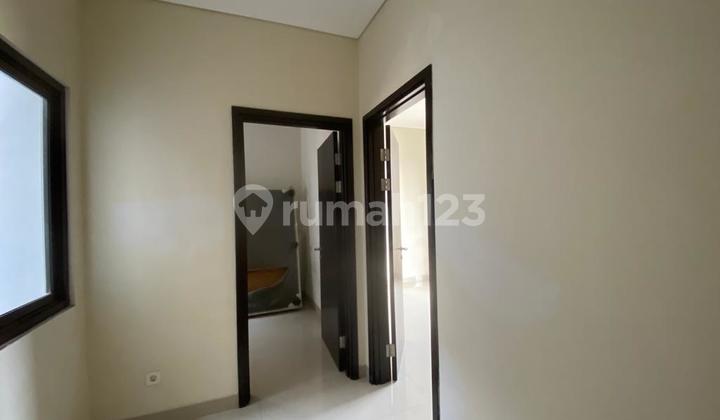 Quick Sale: 2-Story Amarine House in BSD, Tangerang 2