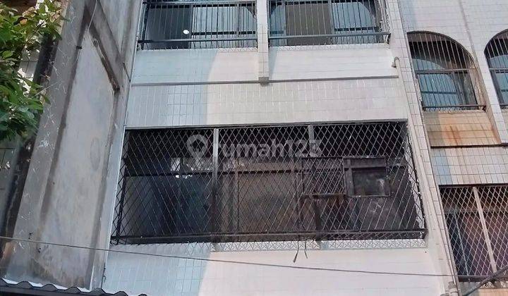 Dijual Ruko Untuk Kost-Kosan Strategis di Pangeran Jayakarta 1