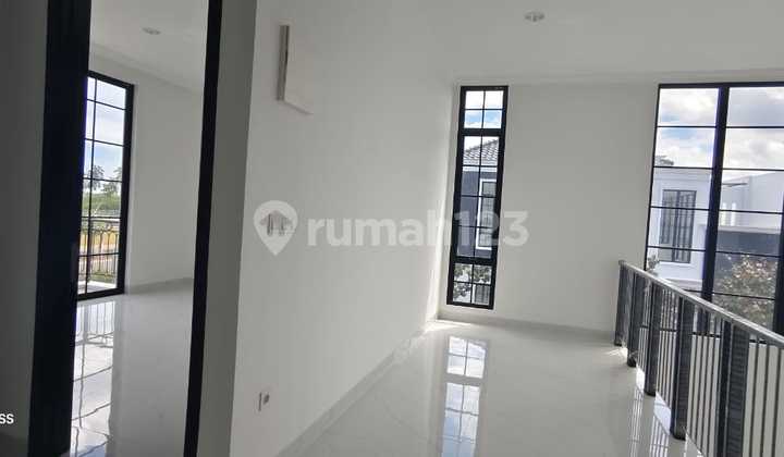 Disewakan Rumah Uk 10X20 Bagus Posisi Hoek di Pik 2 2