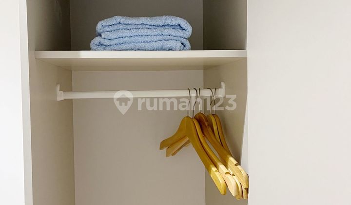 Apartment SkyHouse BSD 3 BR Furnish Rapih di Serpong, Tangerang 2