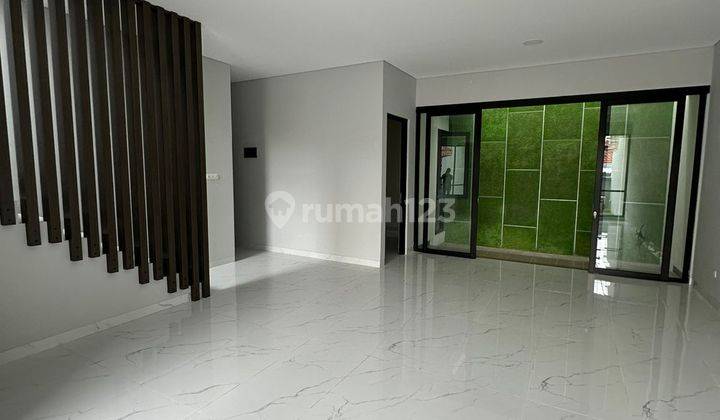 Rumah Baru Uk 10x15 M2 Di Sunrise Garden, Kedoya, Jakarta Barat 2