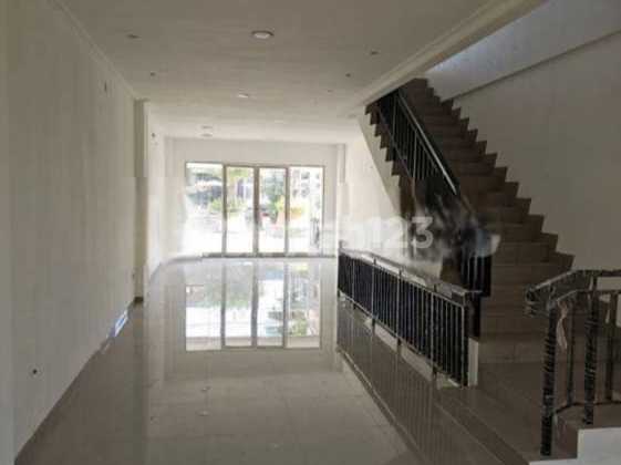 For Rent 5-Story Shop House in Golf Island PIK For Rent 5-Story Shop House in Golf Island PIK