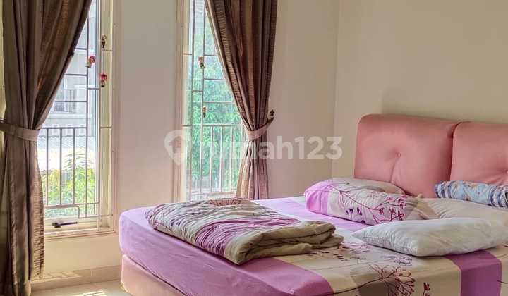 Disewakan Rumah Furnish Bagus di Cluster Scientia Gading Serpong