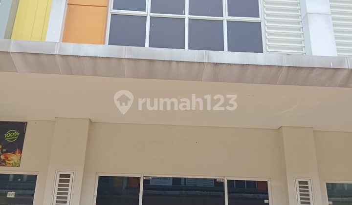 Disewakan Ruko Rapih 2 Lantai di Summarecon Emerald Karawang 1