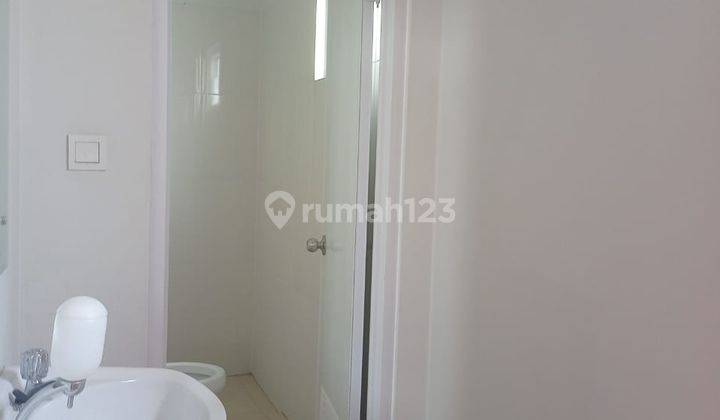 Disewakan Ruko Rapih 2 Lantai di Summarecon Emerald Karawang 2