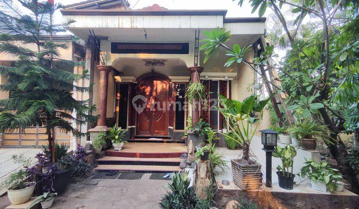 Dijual Rumah Halaman Luas di Bumi Anggrek Bekasi 1