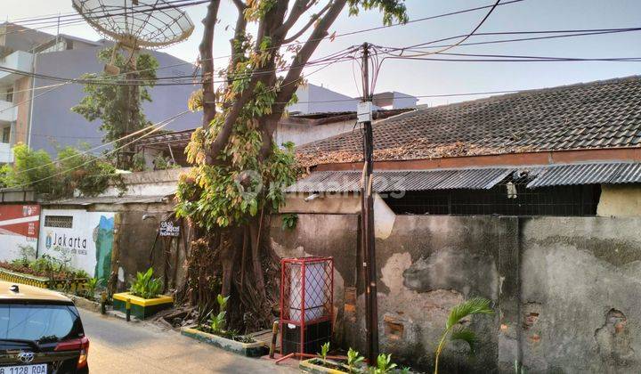 Rumah tua murah di tengah kota Grogol 1