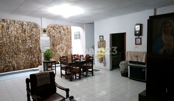 Rumah Murahmangga Besar Pinggir Jalan Raya