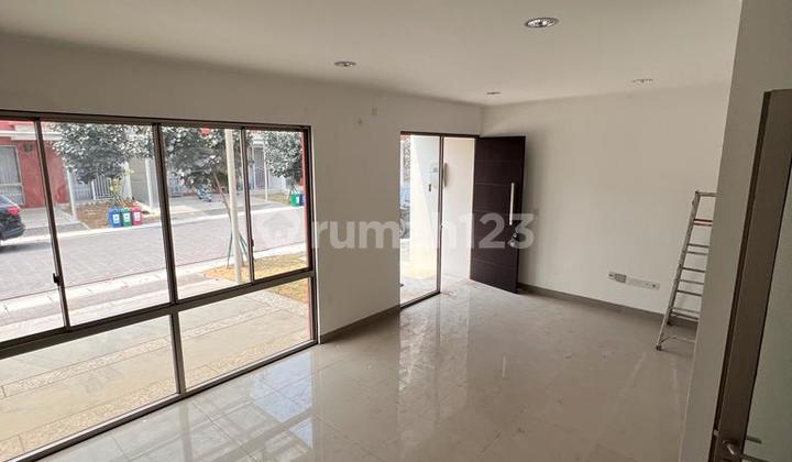 For Rent 2-Story House Baltimore 6 Tangerang Banten 2