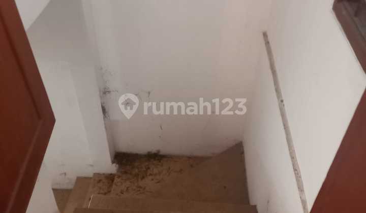 For Sale 1-Story House on Jl. Taman Jeruk Ii, Rawa Buaya, West Jakarta 2