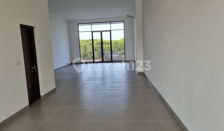 For Sale and Rent, 3-Story Shop House in Pik 2 2