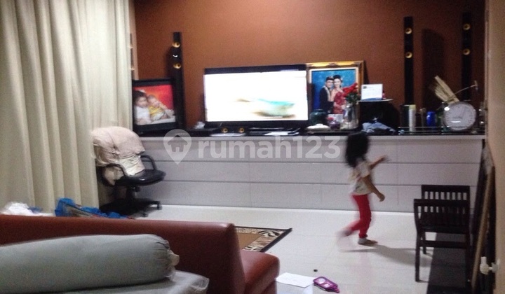 Dijual Rumah 2 Lantai Jl. Komplek Legenda Wisata Bogor Jawa Barat 2