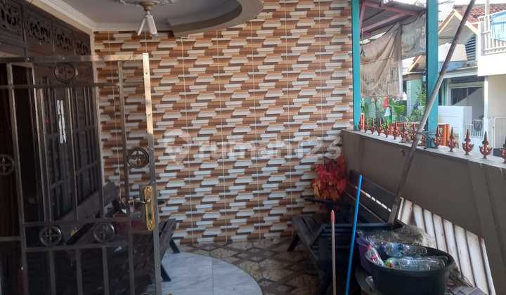 2-Story House on South Main Street 4, Cengkareng West Jakarta 2