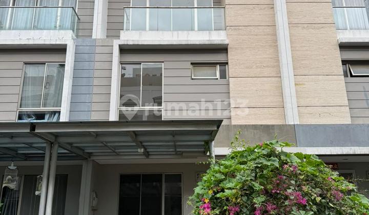 Dijual Rumah 3 Lantai Pik Golf Island Harmony Kosongan