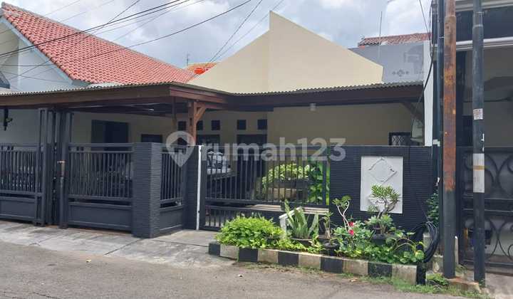 Dijual Rumah Bagus 2 Lantai di Jalan Merpati, Kalideres, Jakarta Barat