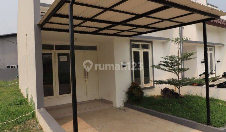 Rumah Minimalis Modern Dalam Cluster Mustika Jaya 2