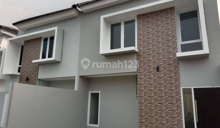 Rumah Syariah 2 Lantai di dalam Cluster Jatiasih 2