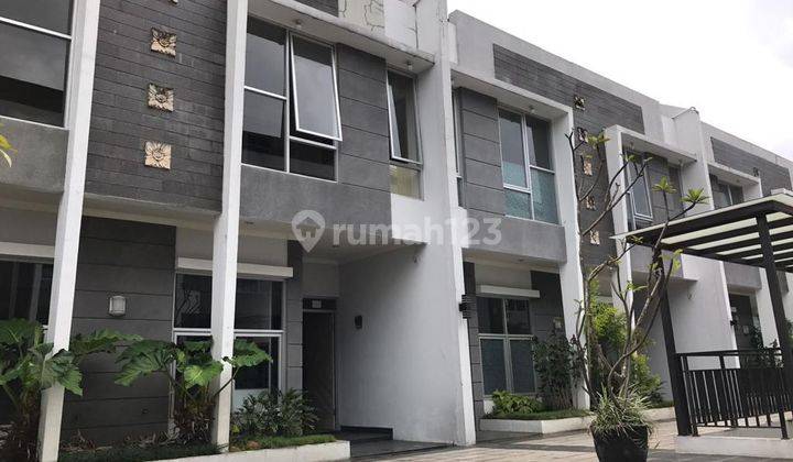 Townhouse Double Decker 3 Lantai Pasteur Bandung 1