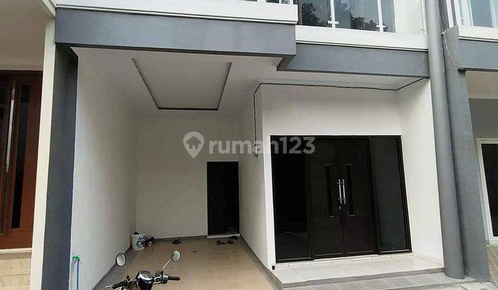 Rumah Minimalis Modern 2 Lantai di dalam Cluster Jatiranggon 1