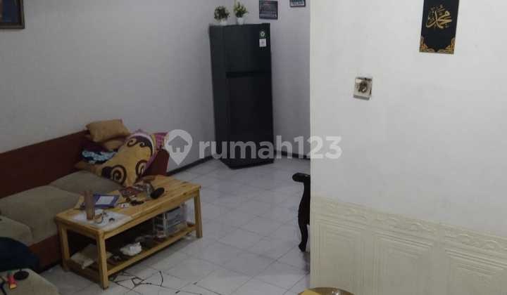 Rumah Minimalis 2 Lantai Di Pondok Kelapa 2