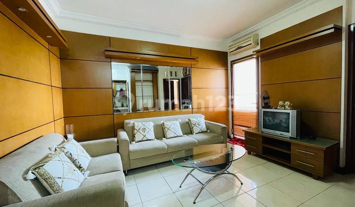 Apartemen The Majesty 2 Br Full Furnished