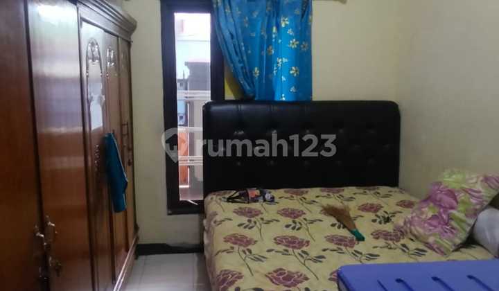 Rumah Strategis Di Dalam Komplek Perumnas Klender 2