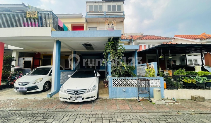 Rumah 2,5 Lantai Full Renov Kota Baru Parahyangan Rumah 2,5 Lantai Full Renov Kota Baru Parahyangan