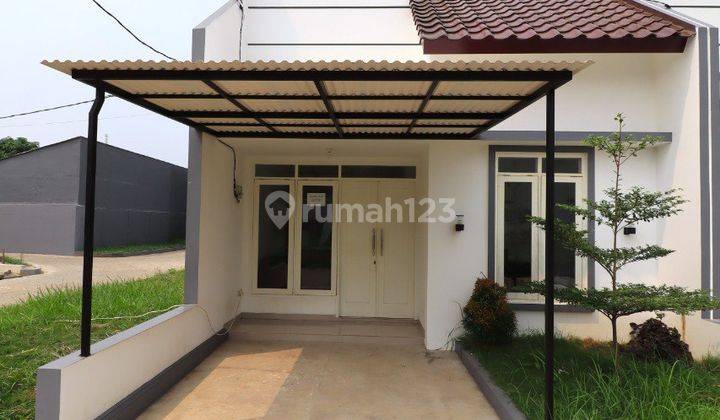 Rumah Minimalis Modern Dalam Cluster Mustika Jaya 1